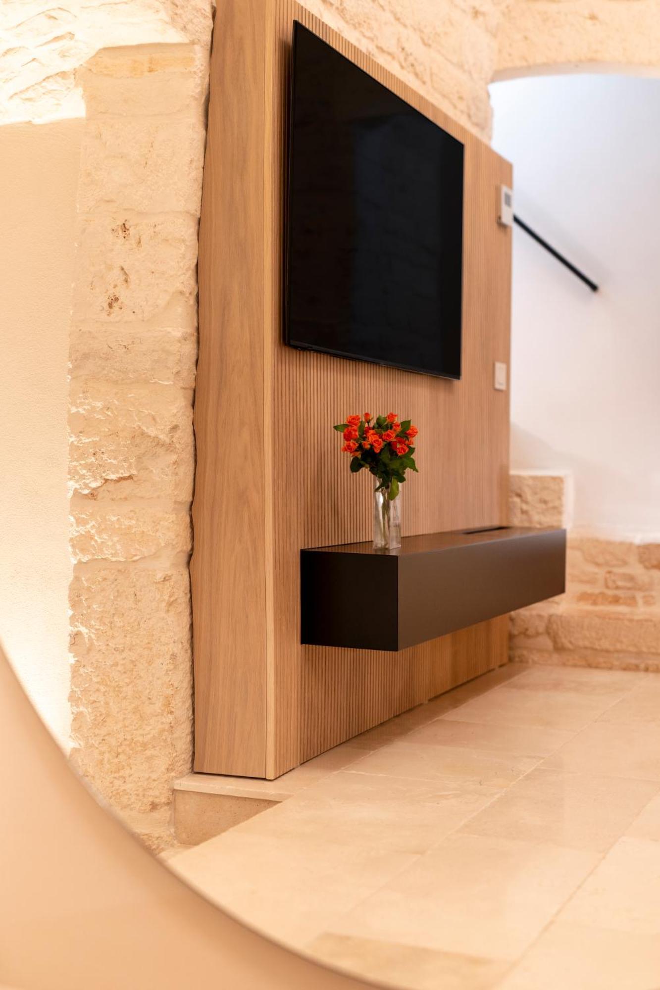 Appartement Naiira Luxury Trullo - Jacuzzi And Patio à Alberobello Extérieur photo