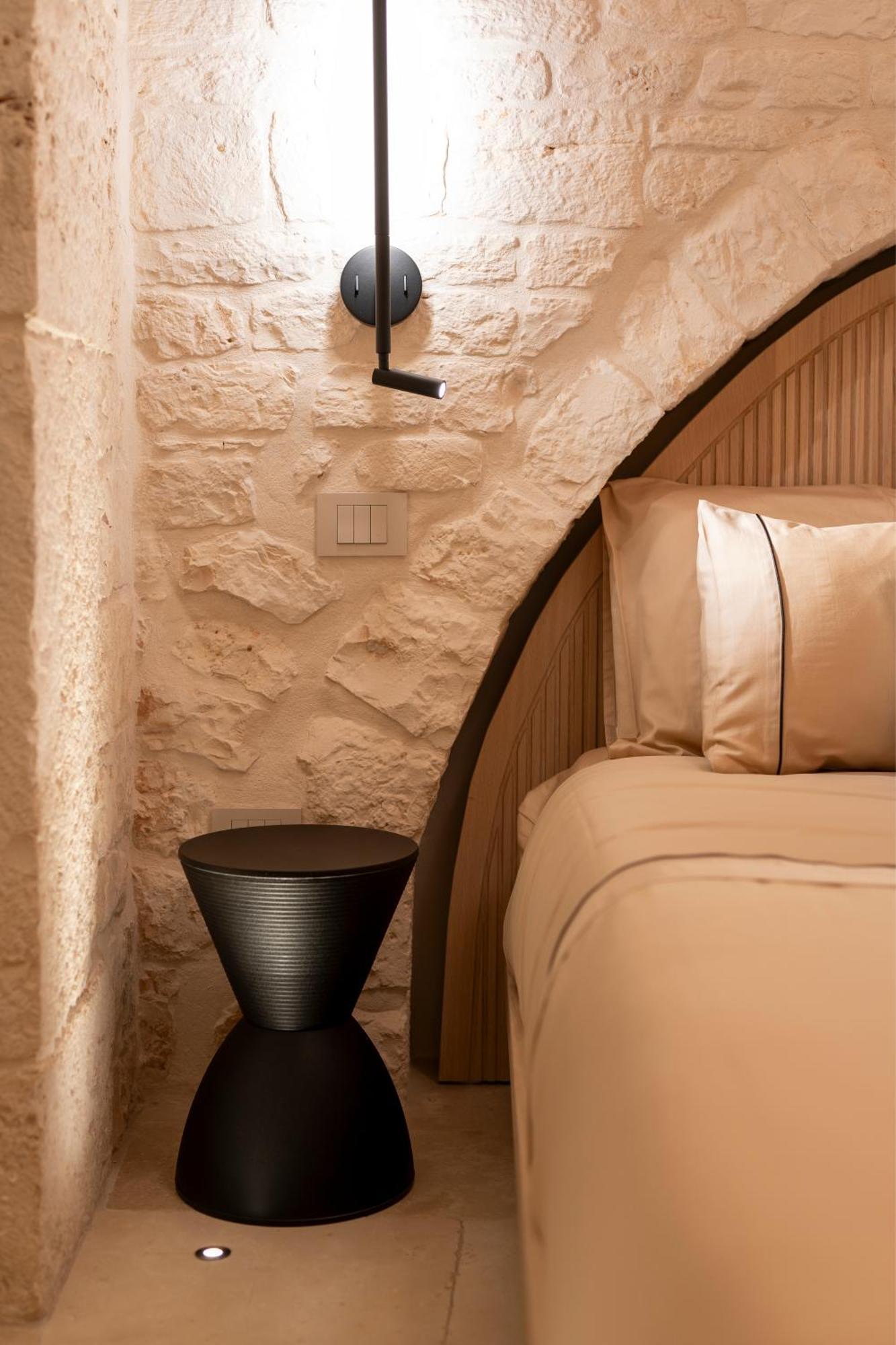 Appartement Naiira Luxury Trullo - Jacuzzi And Patio à Alberobello Extérieur photo