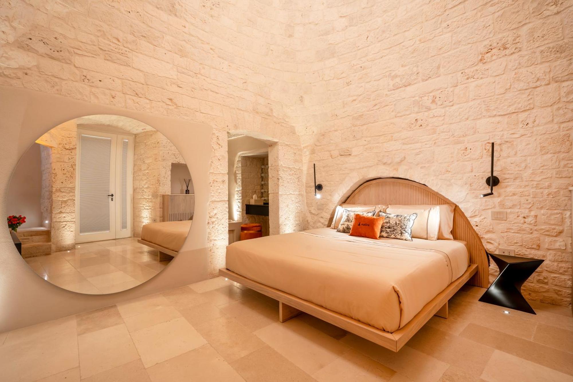 Appartement Naiira Luxury Trullo - Jacuzzi And Patio à Alberobello Extérieur photo