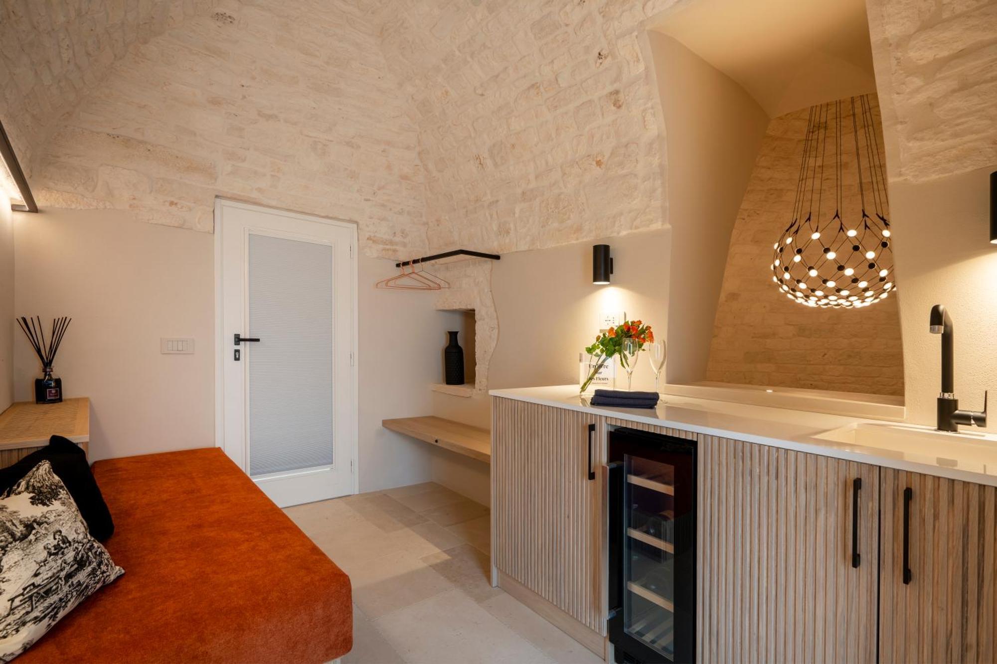 Appartement Naiira Luxury Trullo - Jacuzzi And Patio à Alberobello Extérieur photo